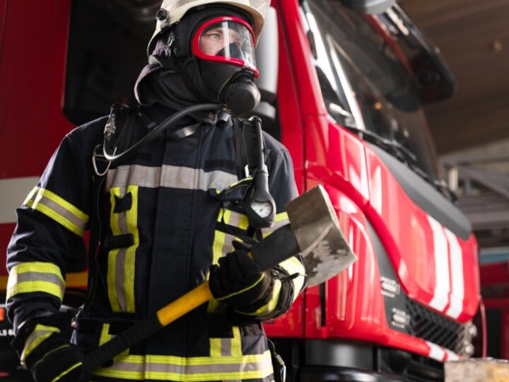 Interwencja strażaków w Karpaczu: Ewakuacja z hotelu Sandra Spa Pub z powodu pożaru