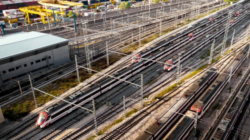 Prace rewitalizacyjne linii kolejowej do Karpacza ponownie opóźnione – pociągi powrócą najwcześniej w czerwcu