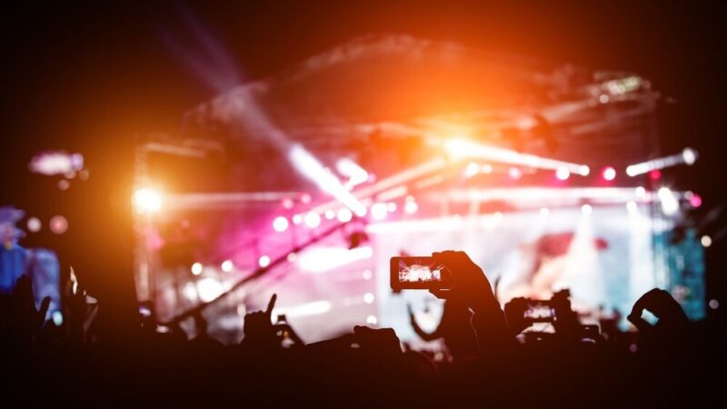 Karpacz ożył podczas Nocy Świętojańskiej – magia, muzyka i tradycje!