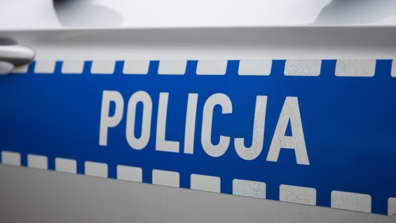 Oszustwo na oponach: Kobieta straciła 4 tysiące złotych przez fałszywą kupującą