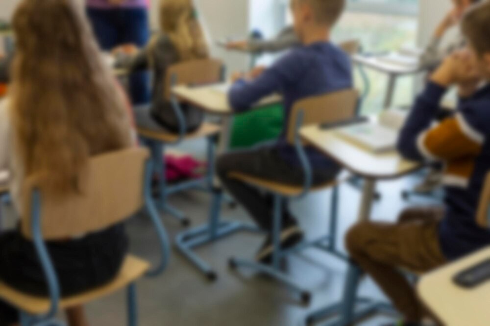 Pasowanie pierwszoklasistów w Karpaczu z okazji Dnia Edukacji Narodowej